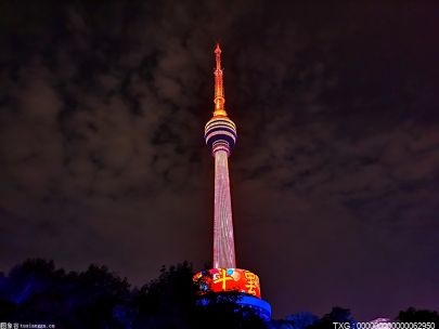 上海是如何做出从传统产业到高新材料的发展实绩？