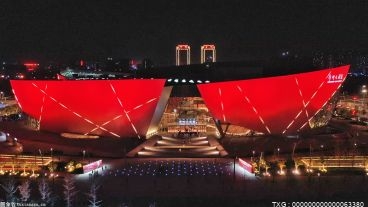 山东泰山队以2比1战胜长春亚泰队 豪取四连胜