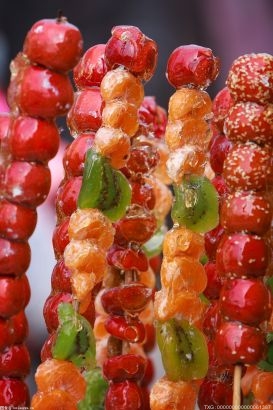 深受年轻人热捧 “药丸”变“软糖”究竟是新消费还是智商税？